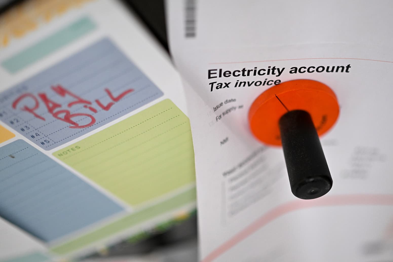 The energy rebates have stopped, but the cost of fossil fuels keeps electricity prices rising