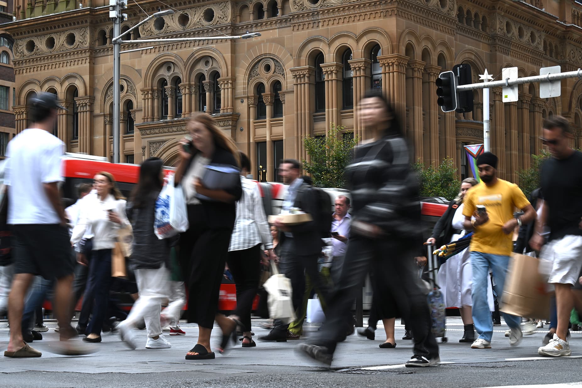 Overall unemployment falls, but the jobs market remains weak