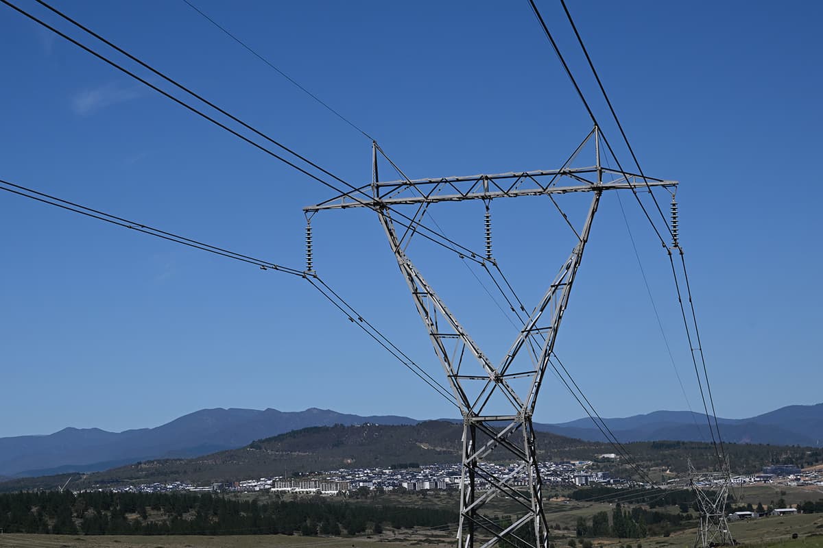 Japan imports Australian gas yet has cheaper electricity than Australia?