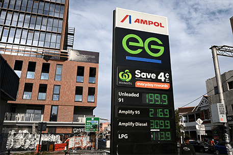 Japanese climate coalition joins growing push for 25% gas export tax