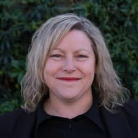 Claire Stuchbery 