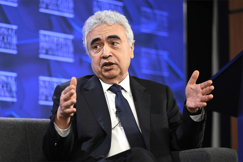 Clean energy investment nearly double fossil fuel spending, IEA says