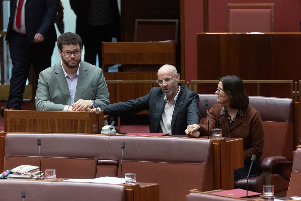 “A neoliberal response to a crisis caused by neoliberalism”: Greens Senators cross the floor on disallowance