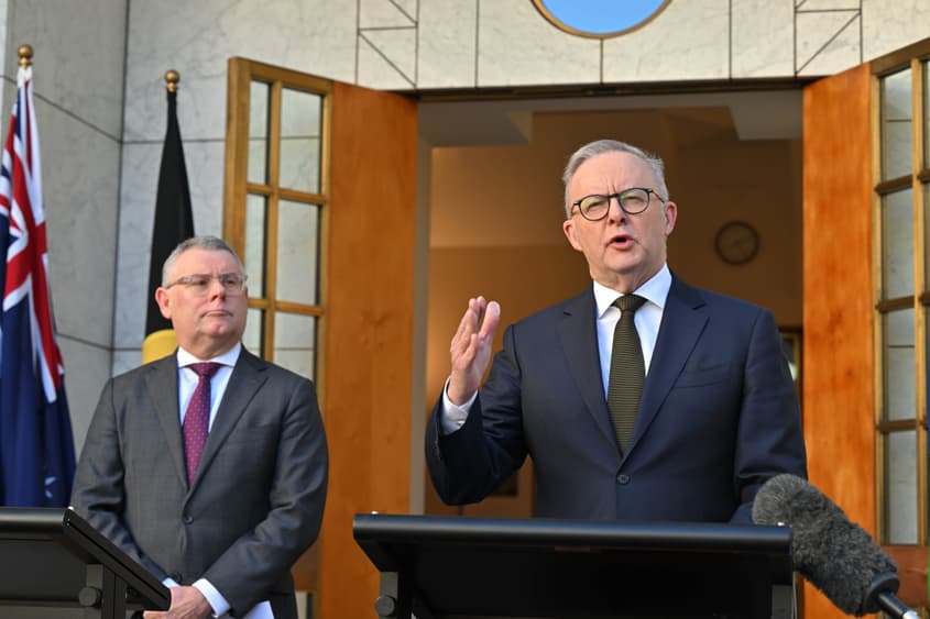 Albanese Government strikes 11th hour deal with the Greens to pass environment laws