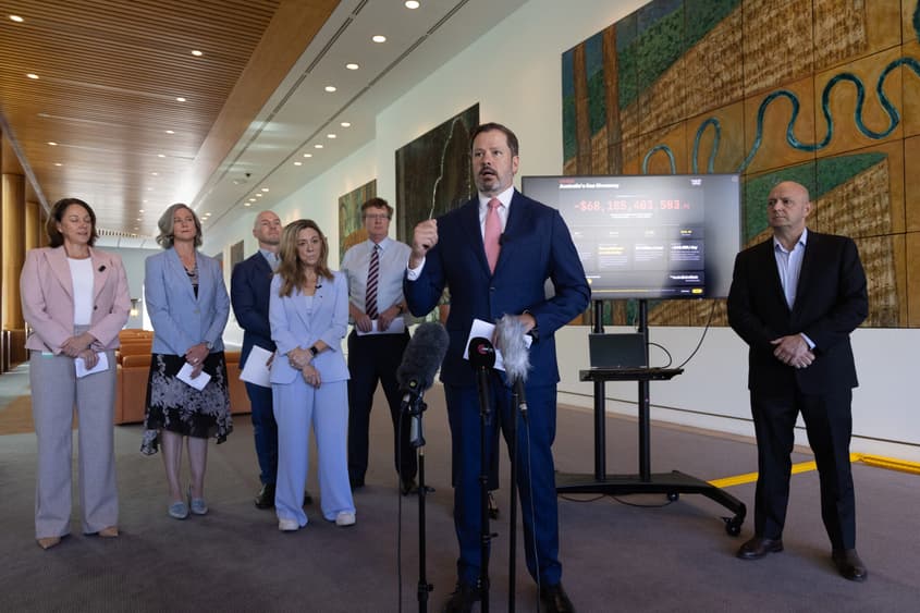 Gas Giveaway Tracker reveals $350 million a week lost as pressure mounts for gas export tax