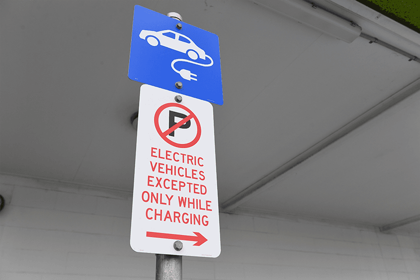 An economist’s advice on why EV ‘range anxiety’ is overrated